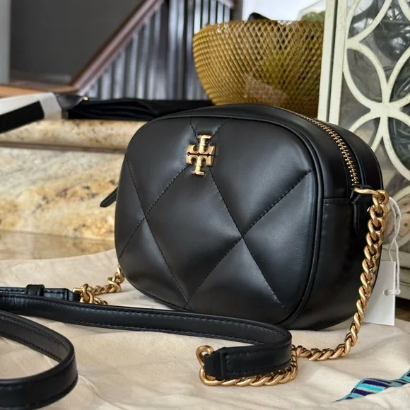 NWT TORY BURCH Kira Diamond Quilt Camera Bag Black Color - Picture 3 of 11